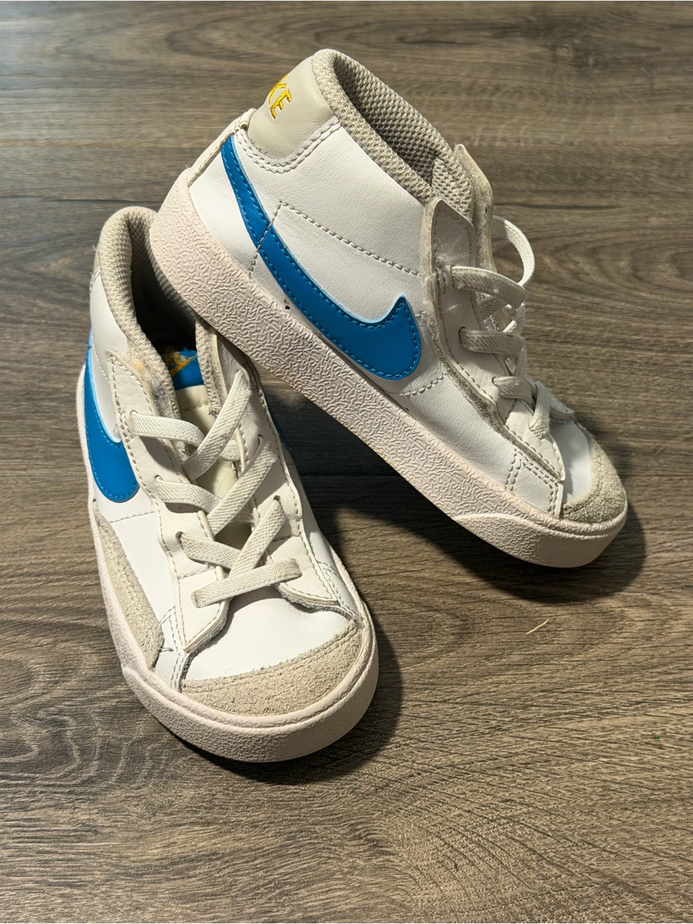 Nike Blazer 9c Kids White Sneakers with Blue Swoosh
